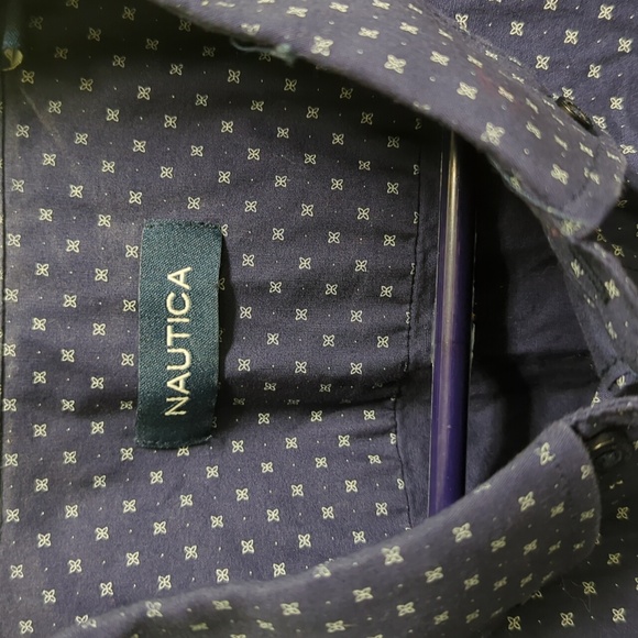 Nautica men's button down top - Picture 2 of 3